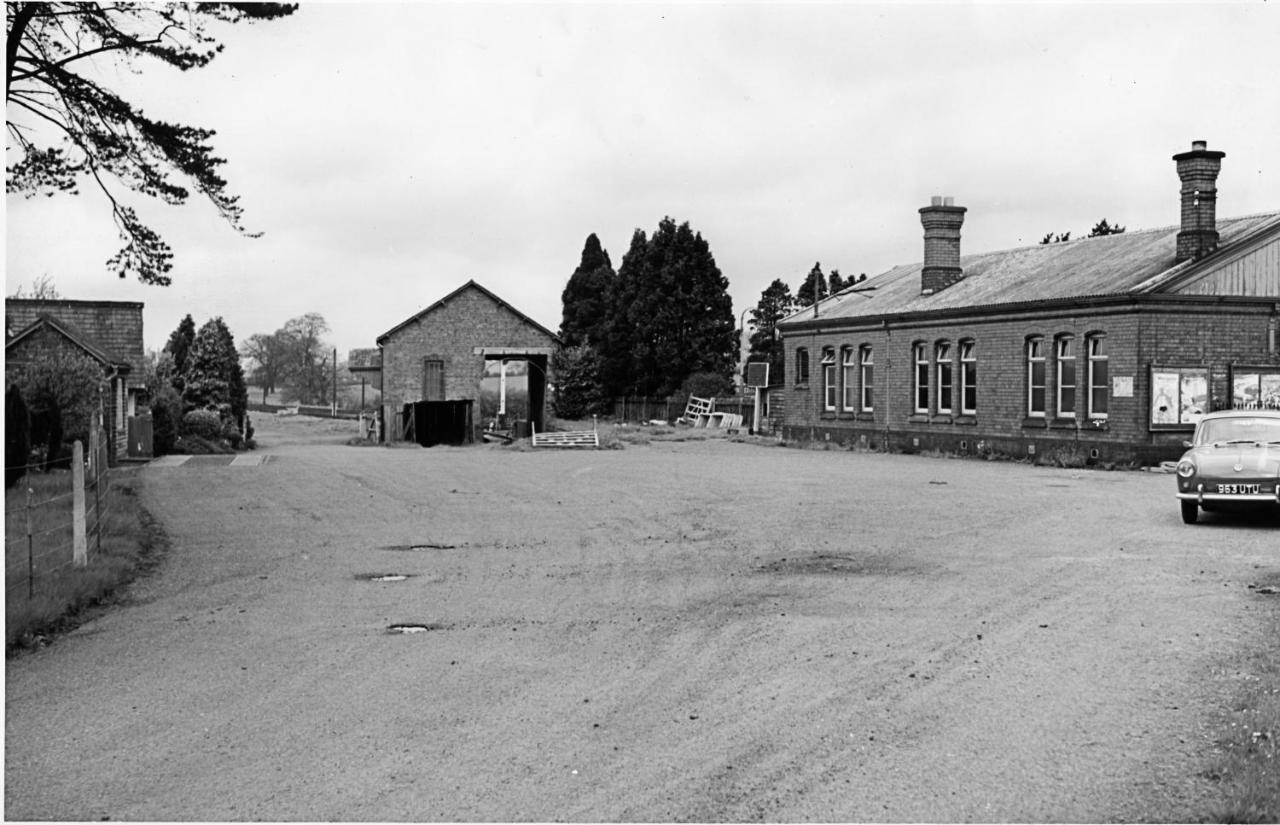 The Waiting Room, Stoke Edith Station, Tarrington 헤리퍼드 외부 사진